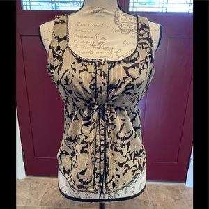 TAHARI clasp up top